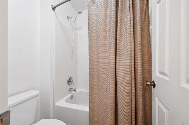 81 Emma Circle, Hoschton, GA 30548