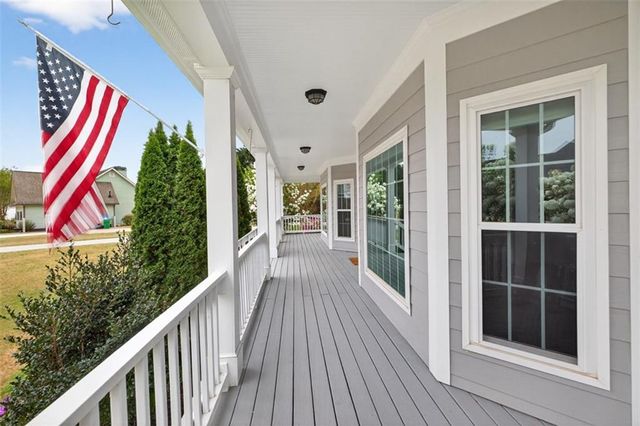 81 Emma Circle, Hoschton, GA 30548
