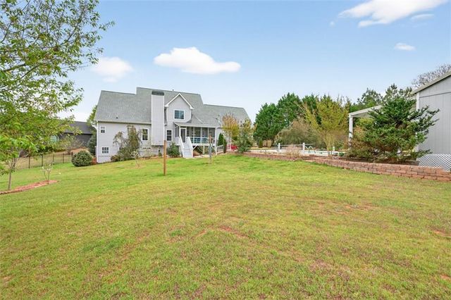 81 Emma Circle, Hoschton, GA 30548