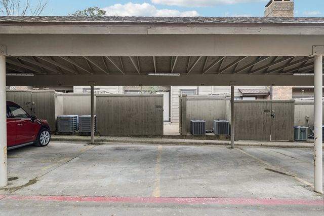 9910 Royal Lane 1106, Dallas, TX 75231