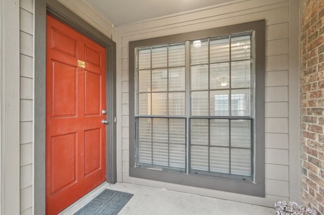 9910 Royal Lane 1106, Dallas, TX 75231