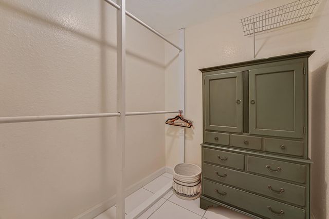 427 Las Palmas Street, Royal Palm Beach, FL 33411