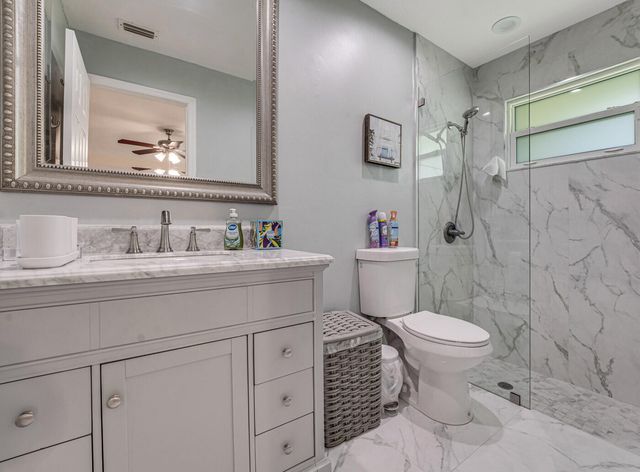 427 Las Palmas Street, Royal Palm Beach, FL 33411