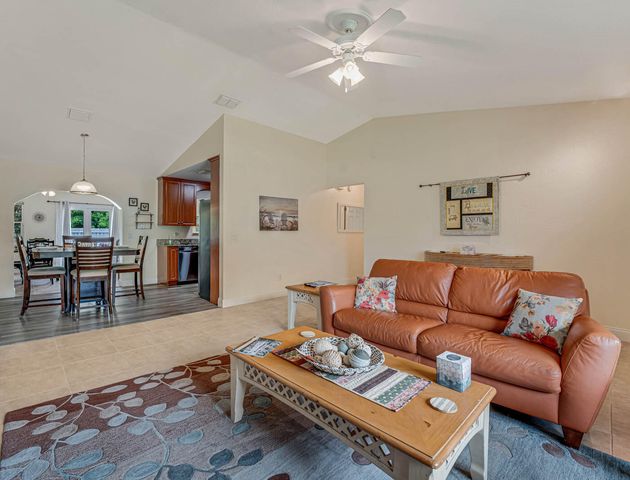 427 Las Palmas Street, Royal Palm Beach, FL 33411