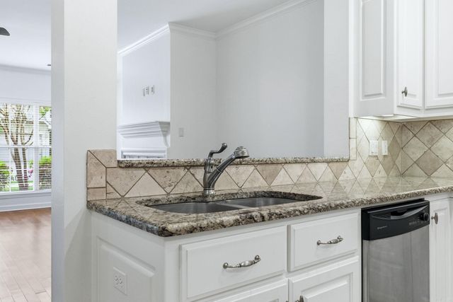 27 Taylor Park Loop, Little Rock, AR 72211