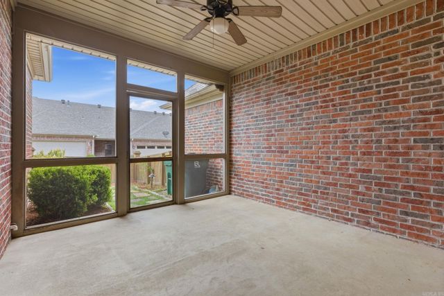 27 Taylor Park Loop, Little Rock, AR 72211