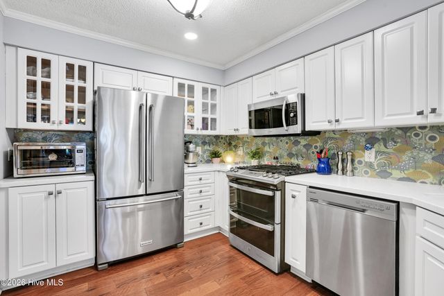 4148 Breezewood Drive Apt 104, Wilmington, NC 28412