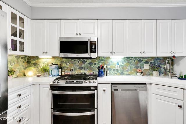 4148 Breezewood Drive Apt 104, Wilmington, NC 28412