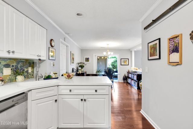 4148 Breezewood Drive Apt 104, Wilmington, NC 28412
