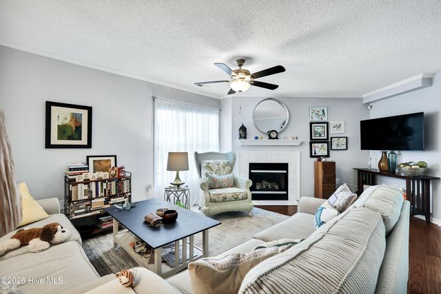 4148 Breezewood Drive Apt 104, Wilmington, NC 28412