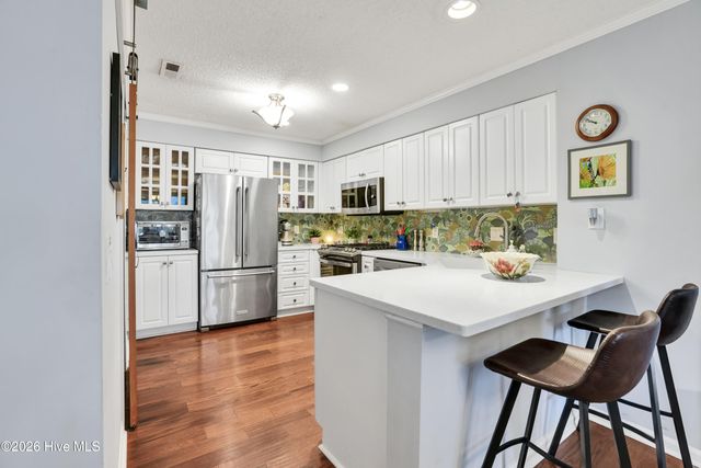 4148 Breezewood Drive Apt 104, Wilmington, NC 28412