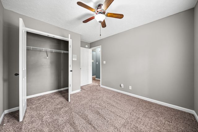 664 Deer Ridge Dr, Clarksville, TN 37042