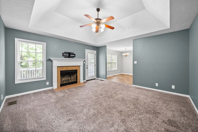 664 Deer Ridge Dr, Clarksville, TN 37042