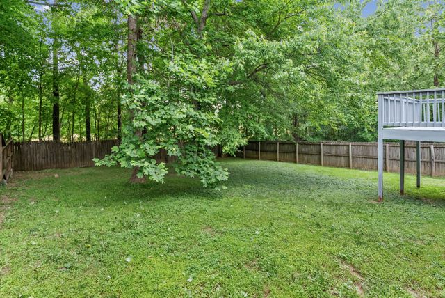 664 Deer Ridge Dr, Clarksville, TN 37042