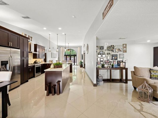 14801 SW 154th Ct, Miami, FL 33196