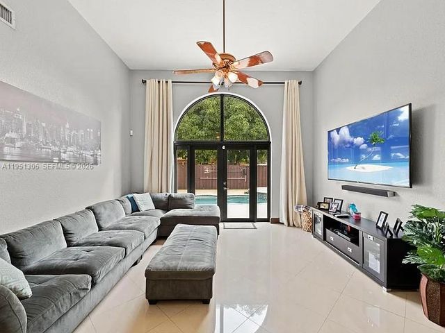 14801 SW 154th Ct, Miami, FL 33196