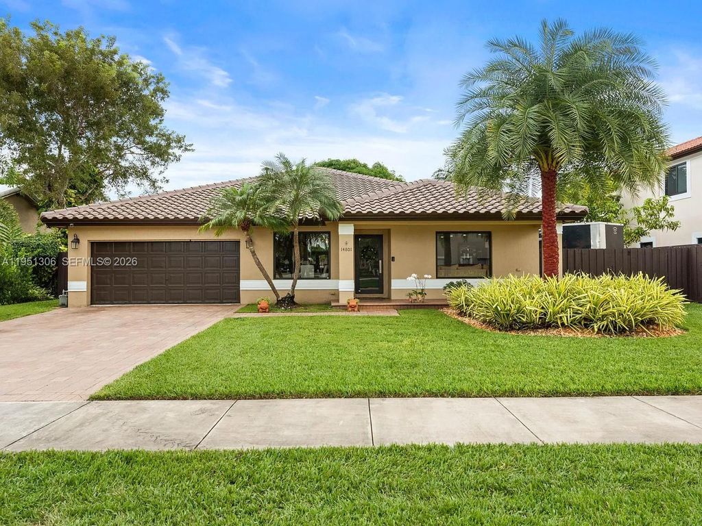 14801 SW 154th Ct, Miami, FL 33196