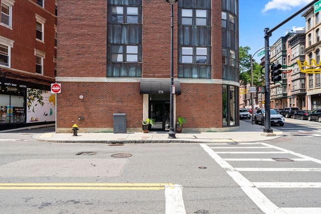 376 Commercial Street 2B, Boston, MA 02109