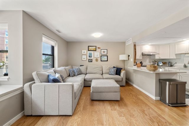 376 Commercial Street 2B, Boston, MA 02109