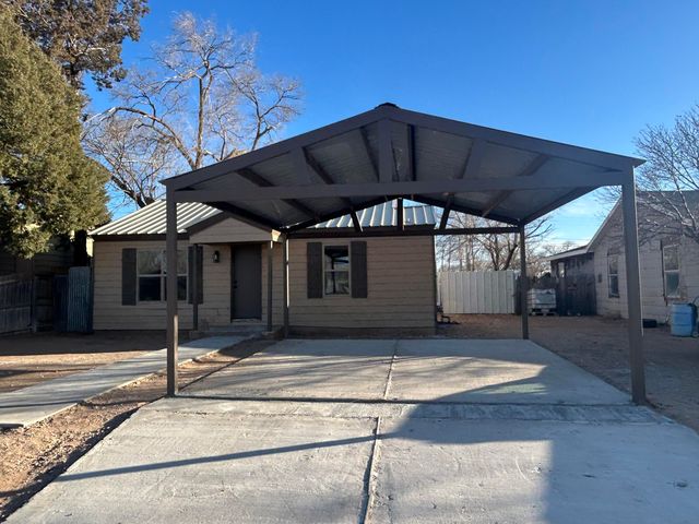 1206 12th Street, Levelland, TX 79336