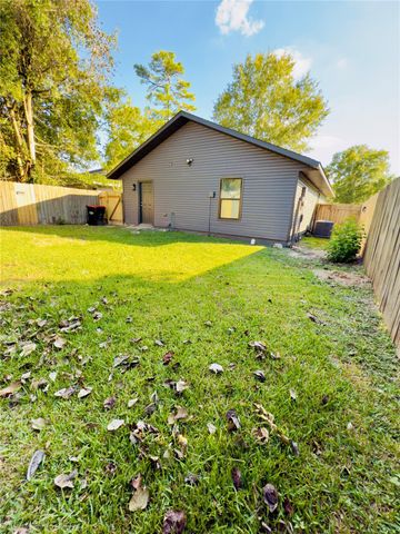 11915 Greenmesa Drive, Houston, TX 77044