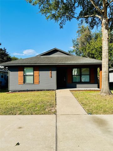 11915 Greenmesa Drive, Houston, TX 77044