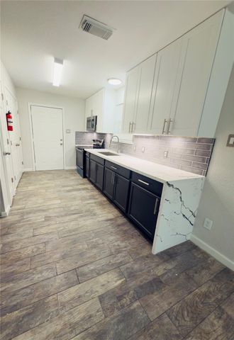 11915 Greenmesa Drive, Houston, TX 77044