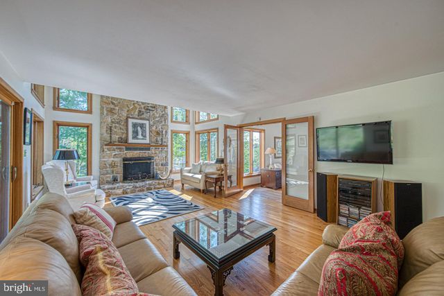 635 N HEILBRON DR, Media, PA 19063