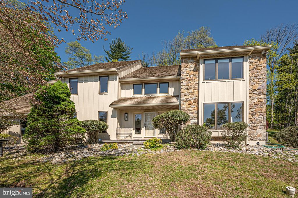 635 N HEILBRON DR, Media, PA 19063