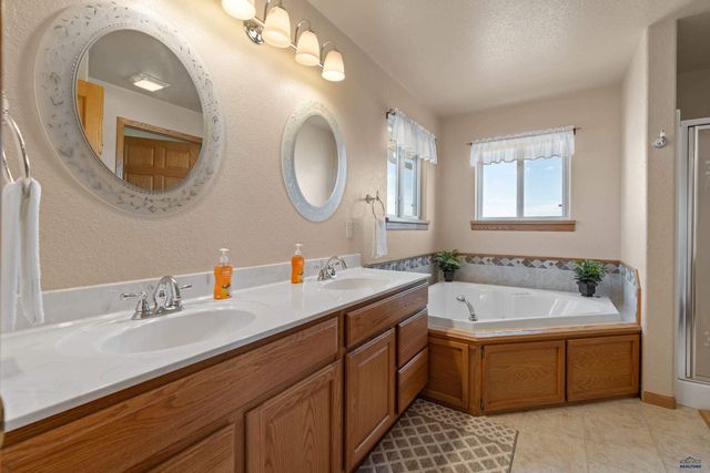 11448 NIGHT WIND CT, Rapid City, SD 57703