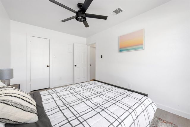 10111 Golden Meadow DR E, Austin, TX 78758