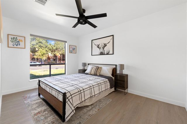 10111 Golden Meadow DR E, Austin, TX 78758