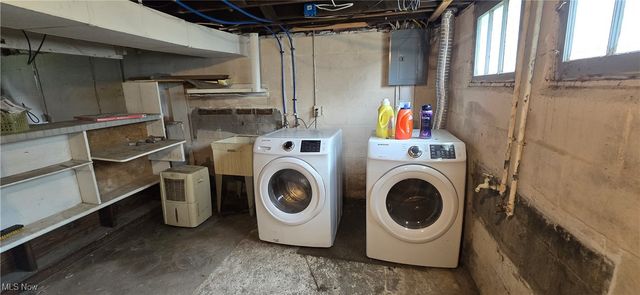 914 Dan Street, Akron, OH 44310