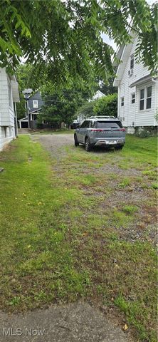 914 Dan Street, Akron, OH 44310