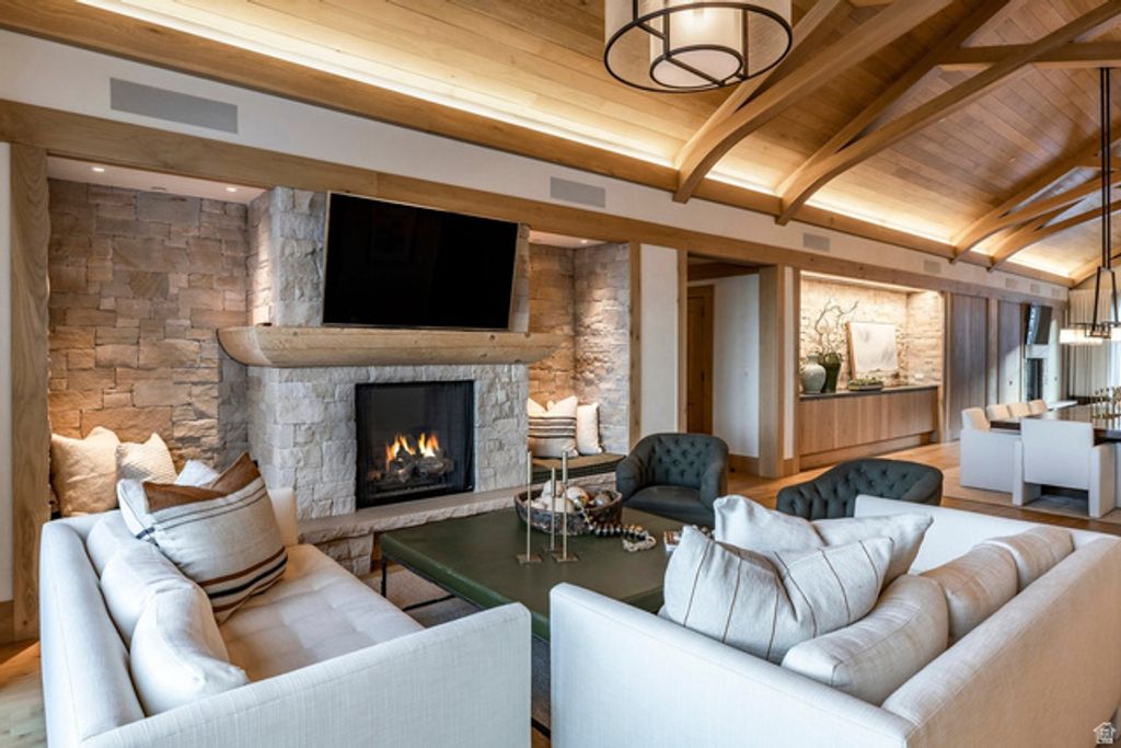 Image 14 of property listing at 9100 MARSAC AVE #PS1, Park City, UT 84060