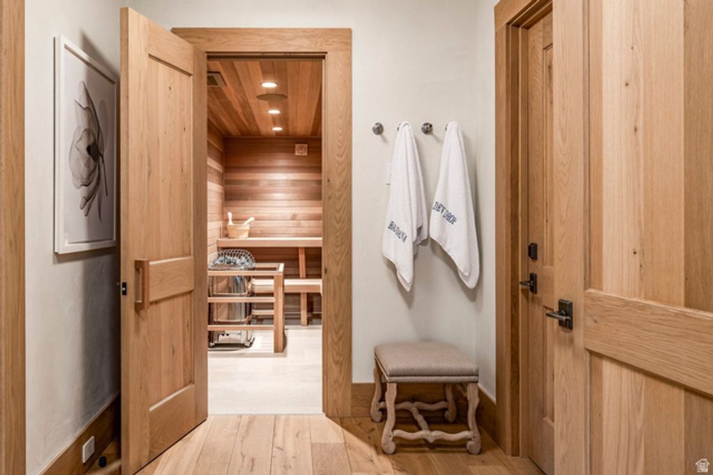 Image 23 of property listing at 9100 MARSAC AVE #PS1, Park City, UT 84060