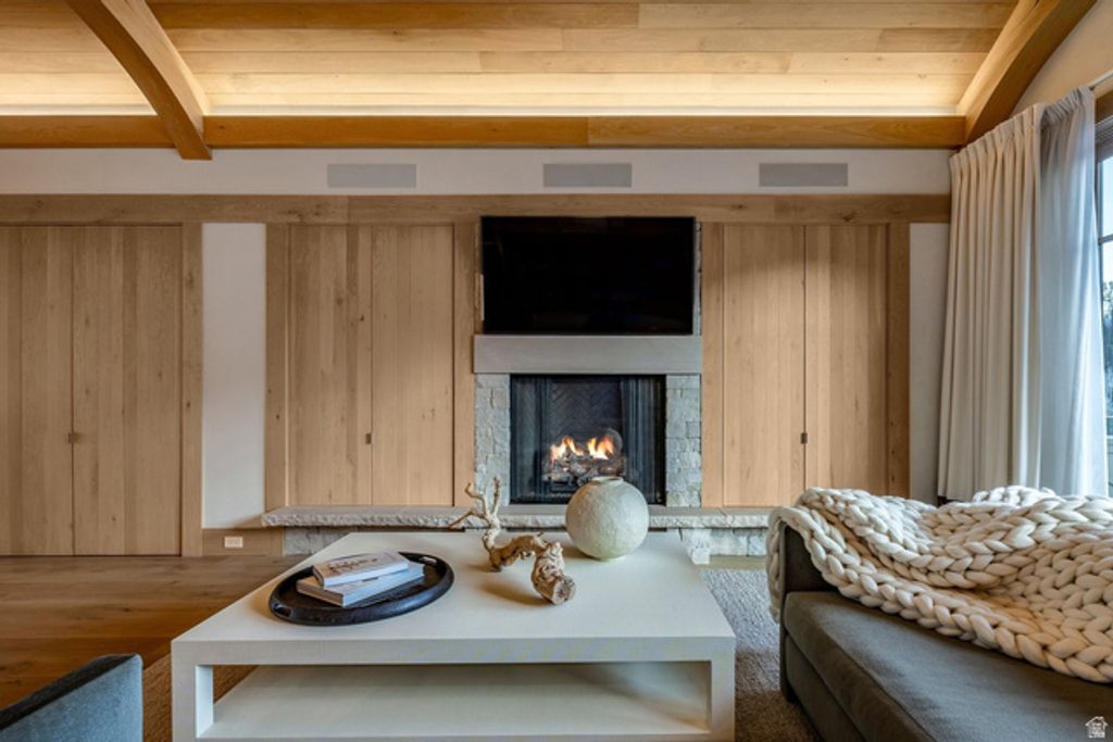 Image 5 of property listing at 9100 MARSAC AVE #PS1, Park City, UT 84060