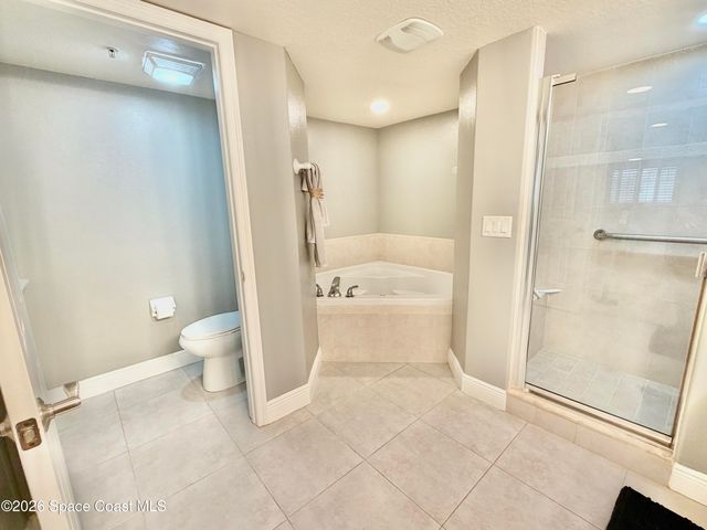 551 Casa Bella Drive 204, Cape Canaveral, FL 32920