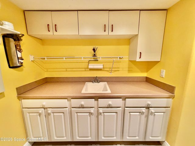 551 Casa Bella Drive 204, Cape Canaveral, FL 32920