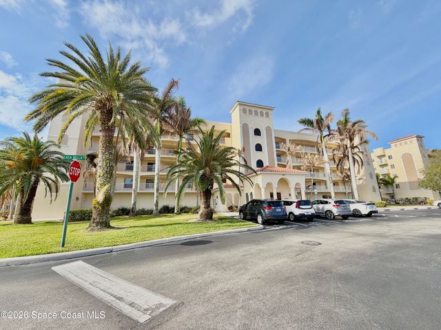 551 Casa Bella Drive 204, Cape Canaveral, FL 32920
