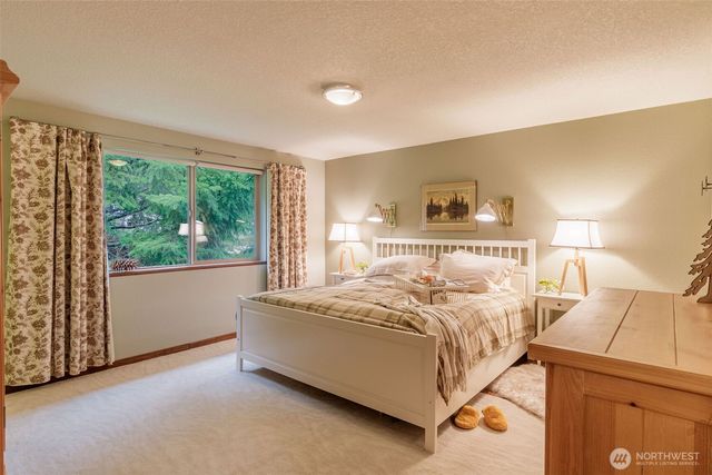 105 Jack Fir Court E, Packwood, WA 98361