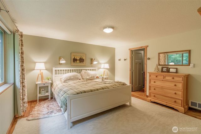 105 Jack Fir Court E, Packwood, WA 98361