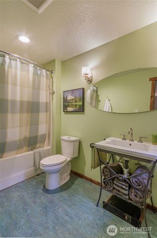 105 Jack Fir Court E, Packwood, WA 98361