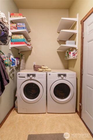 105 Jack Fir Court E, Packwood, WA 98361