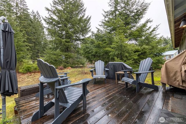 105 Jack Fir Court E, Packwood, WA 98361