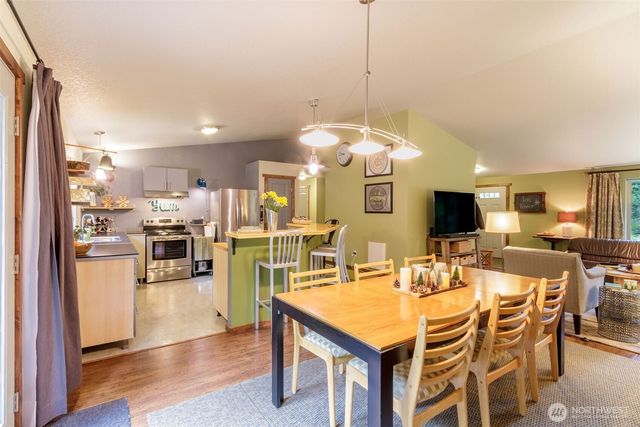 105 Jack Fir Court E, Packwood, WA 98361