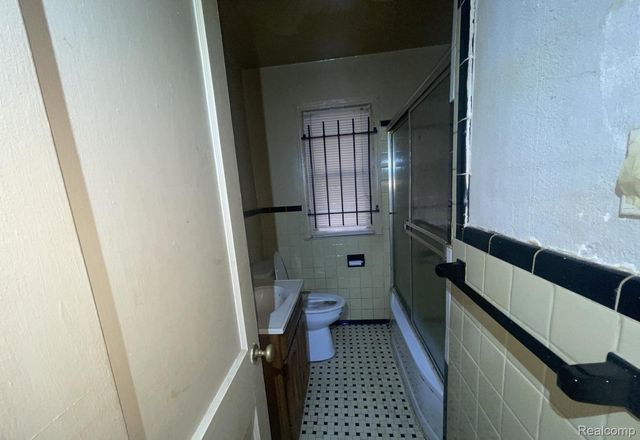 20043 Goulburn Avenue, Detroit, MI 48205