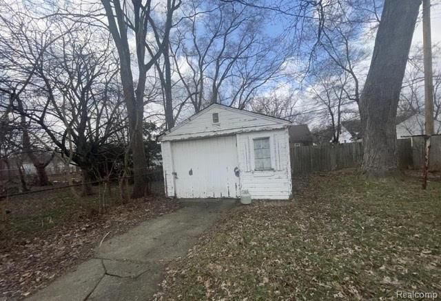 20043 Goulburn Avenue, Detroit, MI 48205