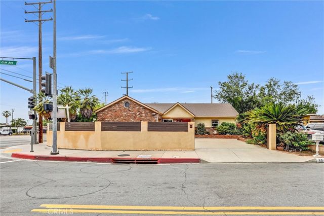 5203 N Enid Avenue, Azusa, CA 91702