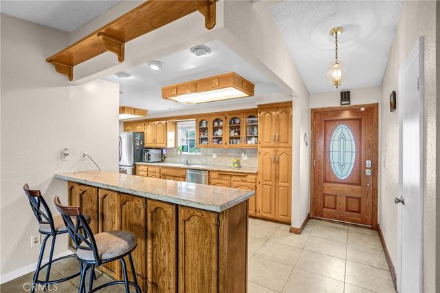 5203 N Enid Avenue, Azusa, CA 91702